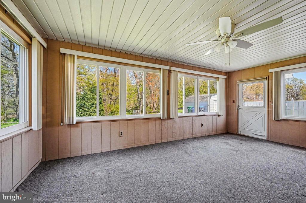 90 CANZONET DRIVE