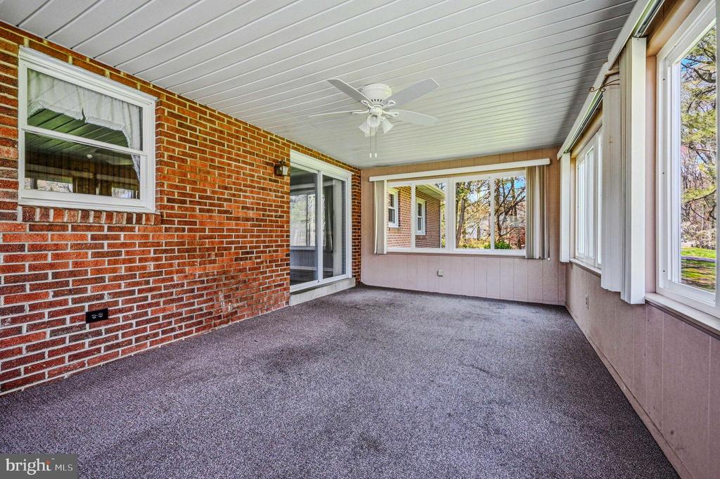 90 CANZONET DRIVE