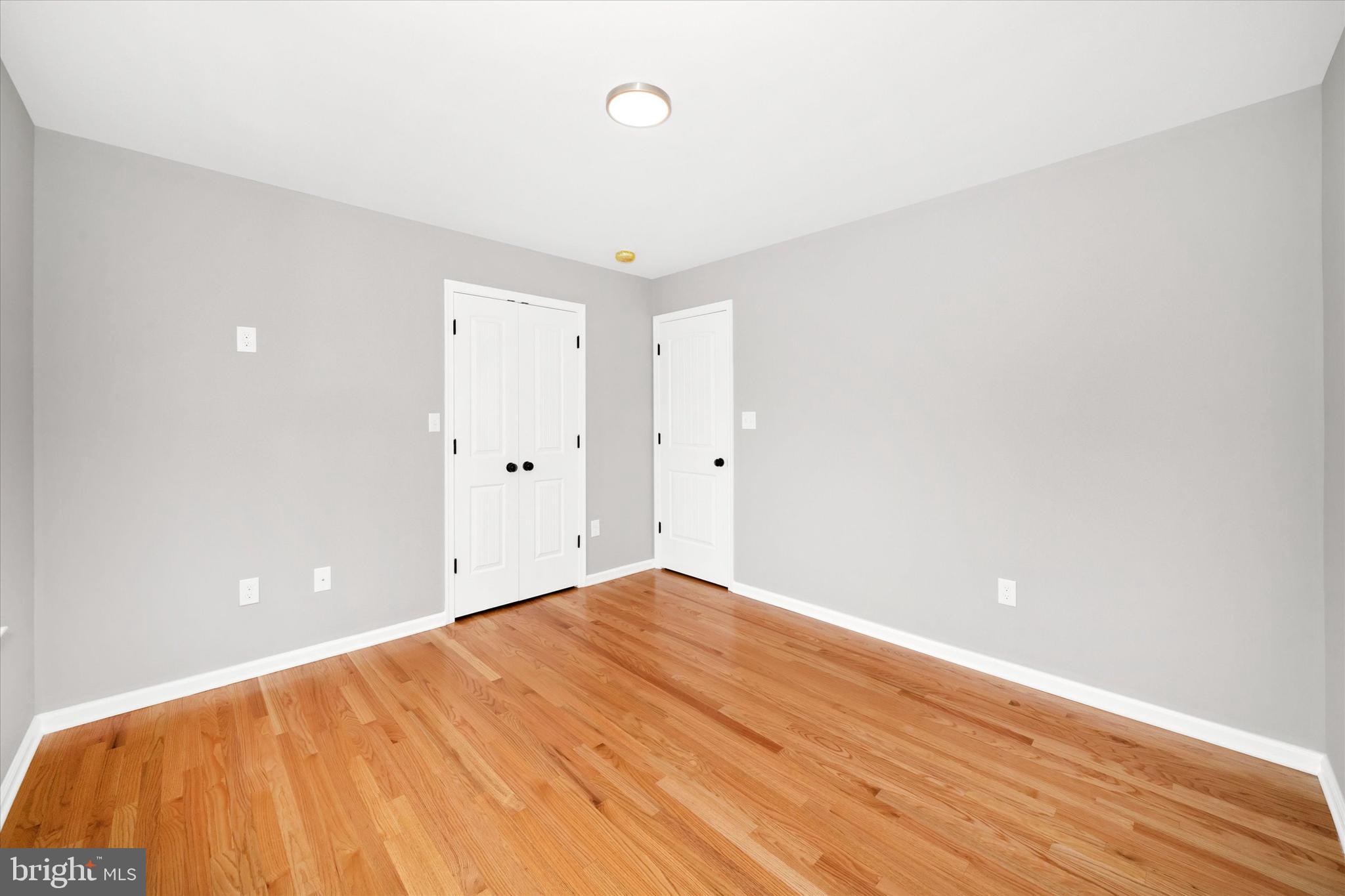 4437 DUPONT PKY