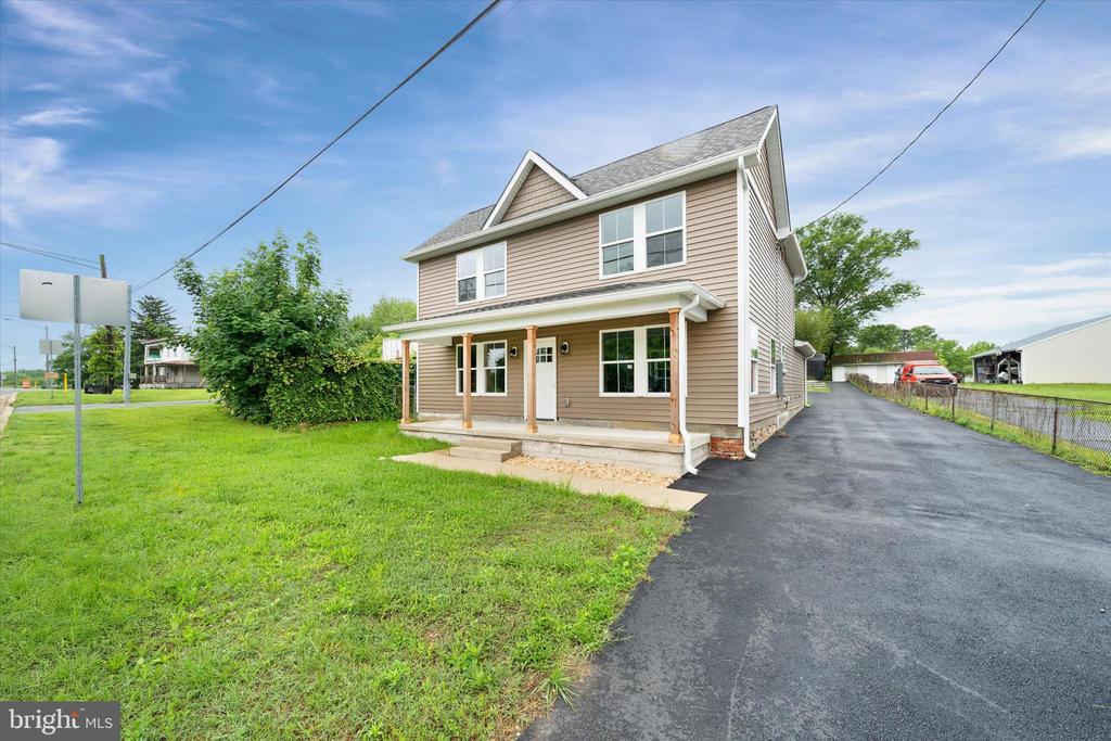 4437 DUPONT PKY
