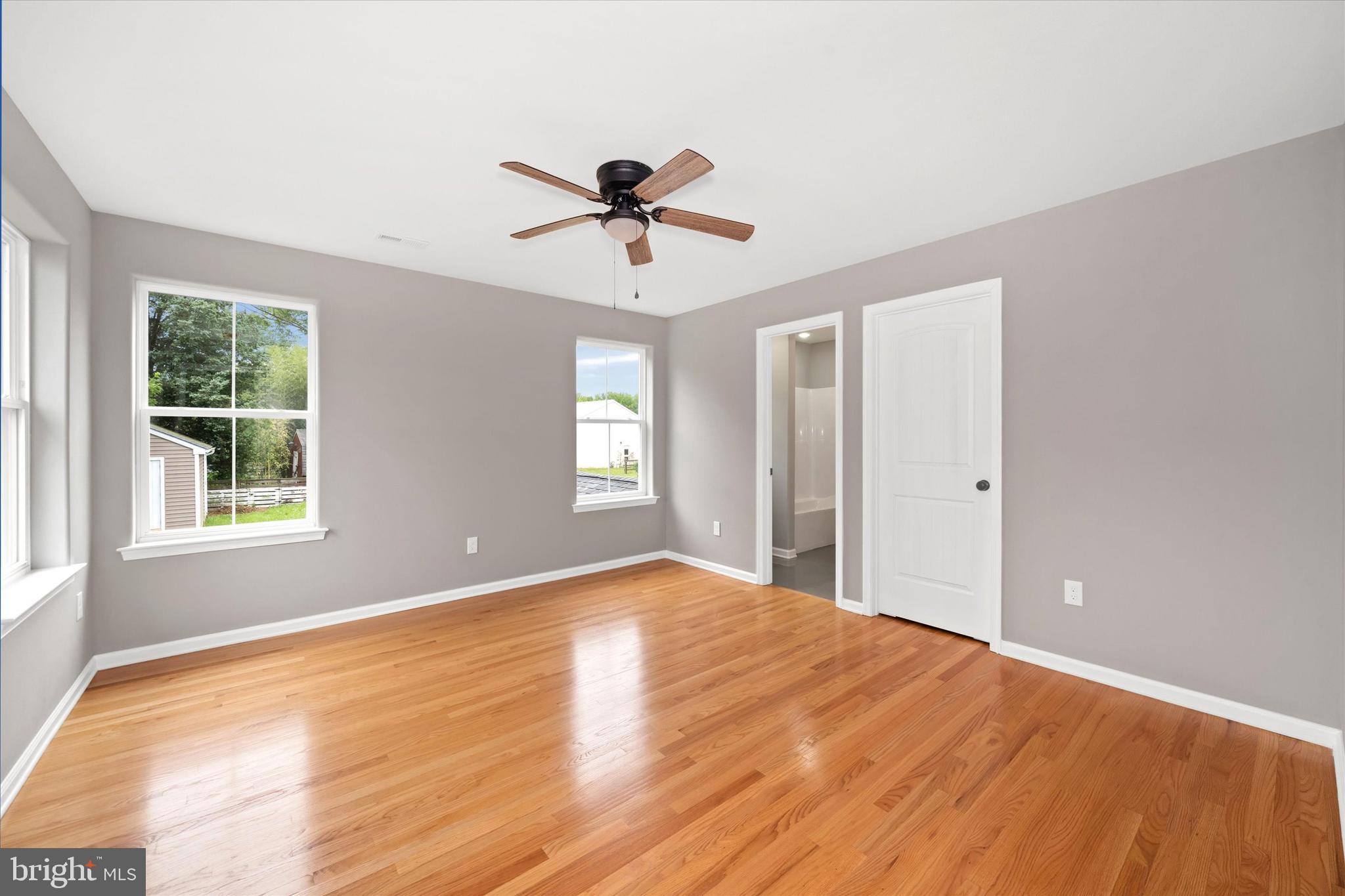 4437 DUPONT PKY