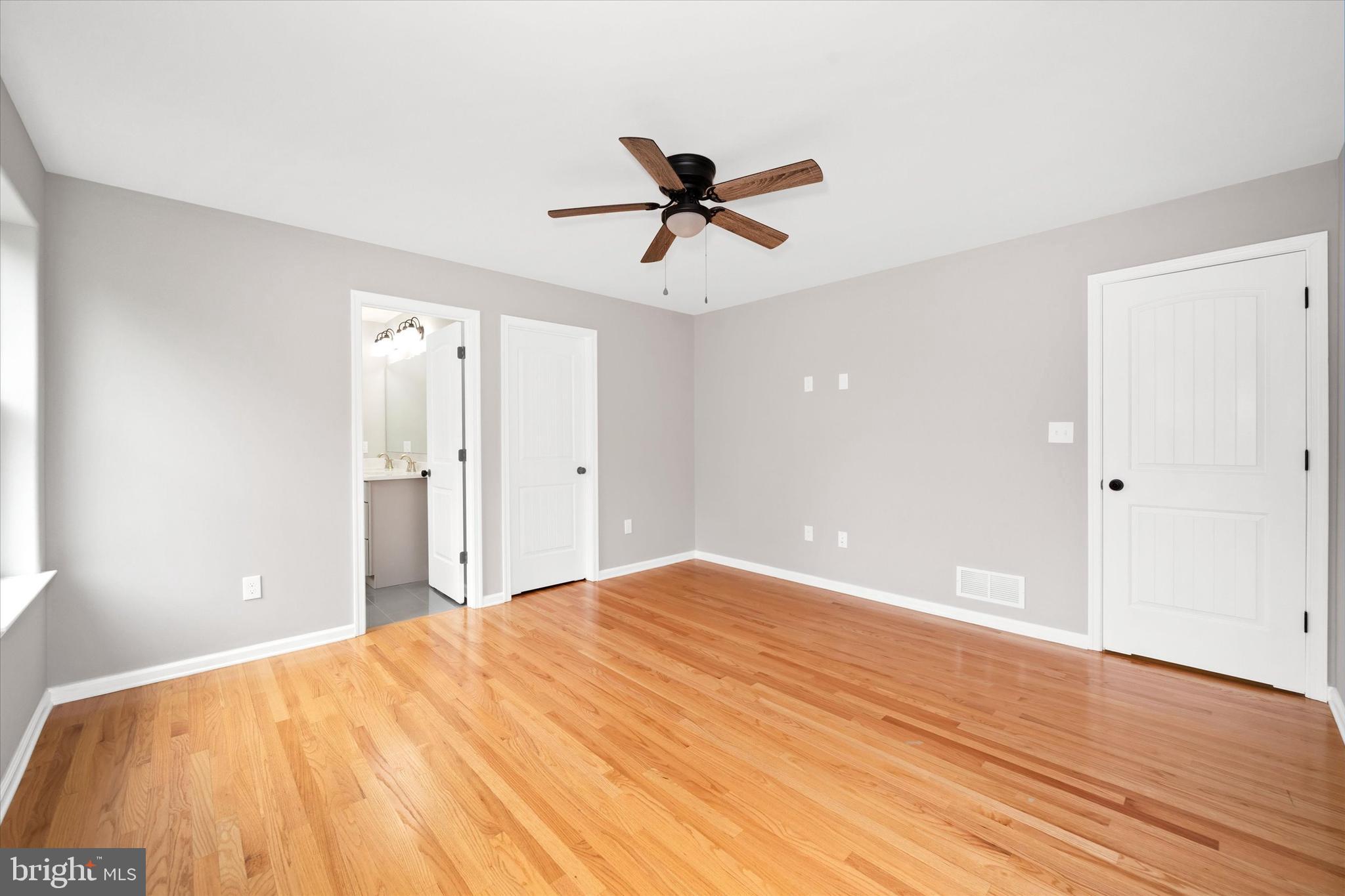 4437 DUPONT PKY