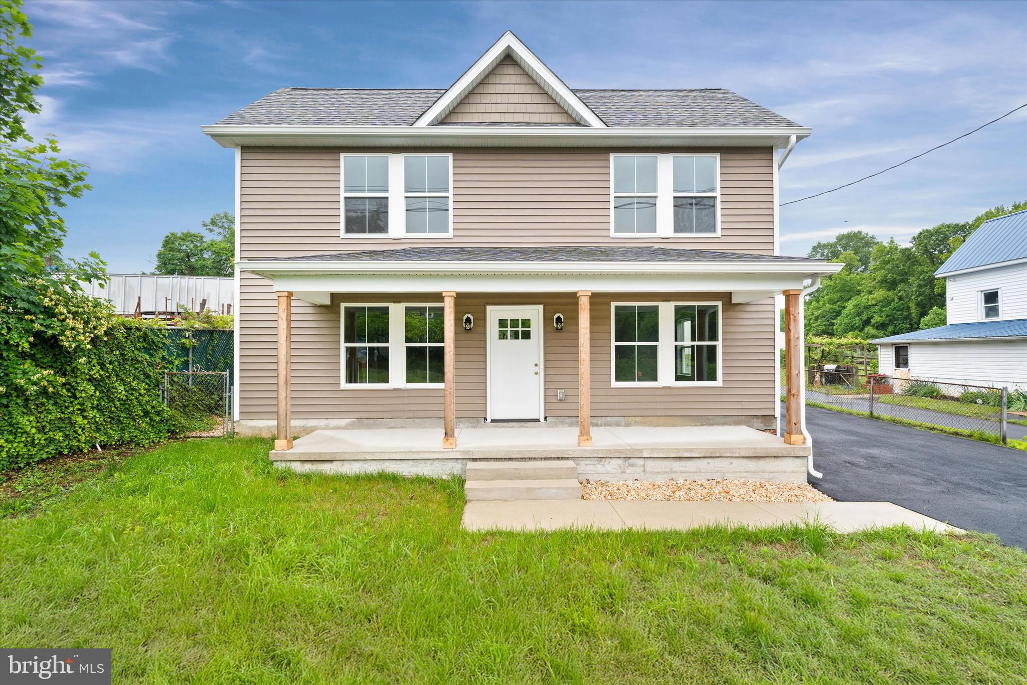 4437 DUPONT PKY