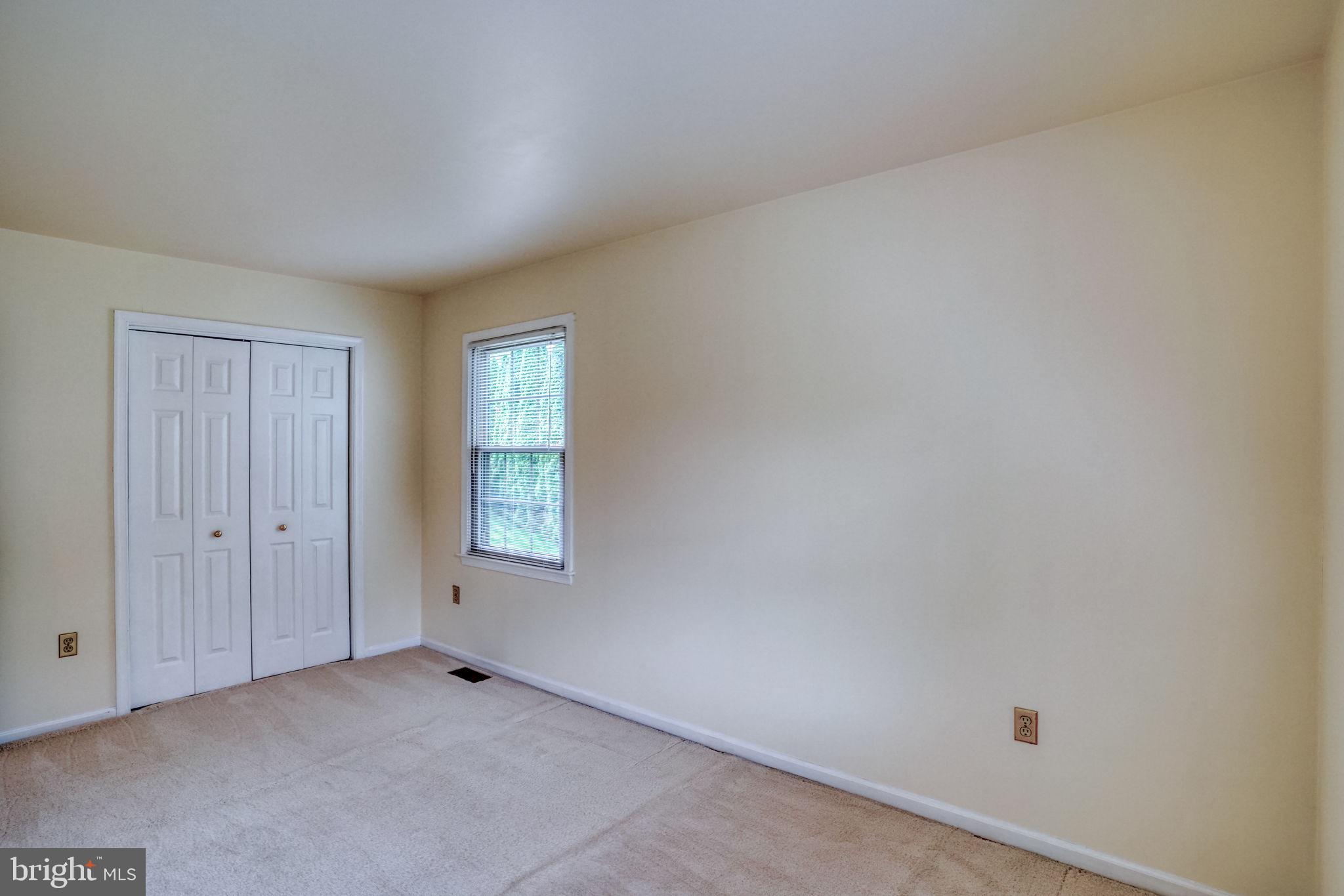 2 LILAC COURT