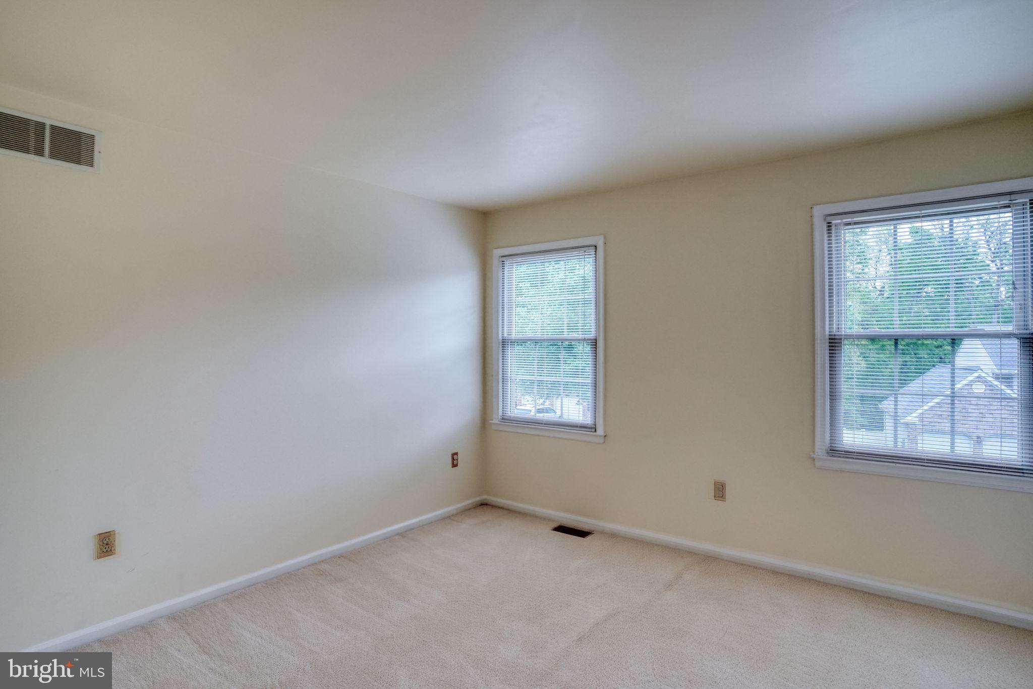 2 LILAC COURT
