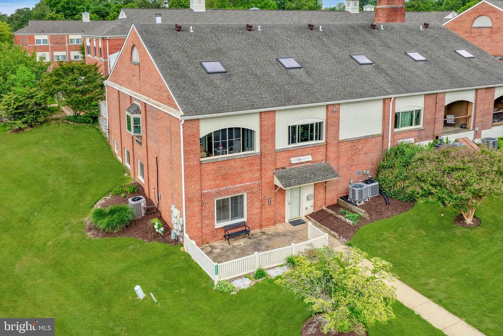 1380 BIRCH LANE E006