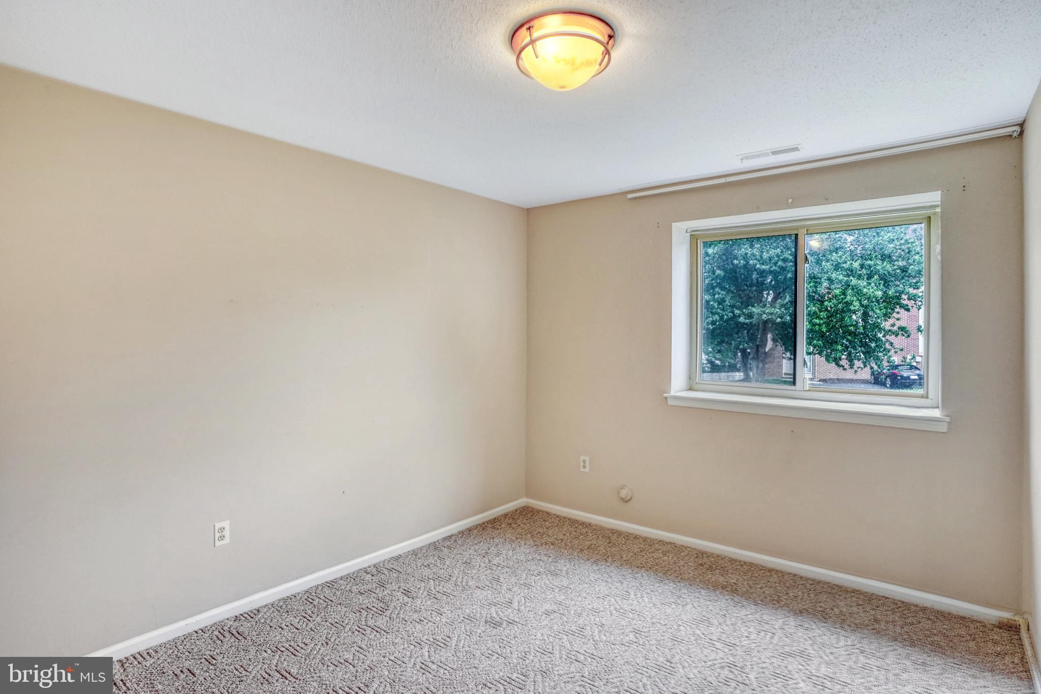 1380 BIRCH LANE E006
