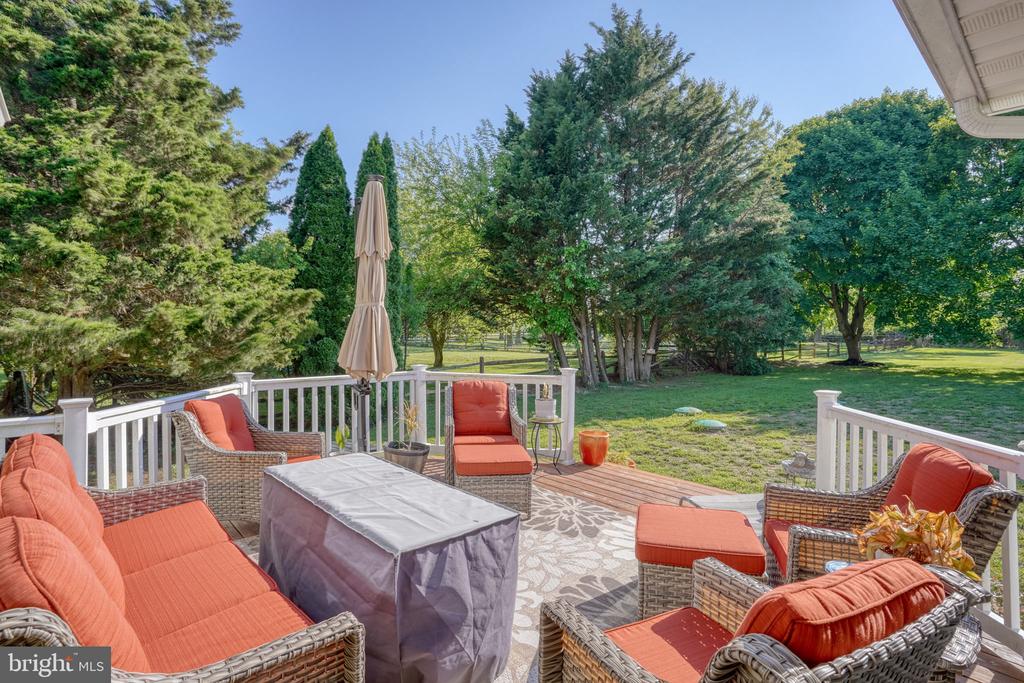 118 AIRMONT DRIVE