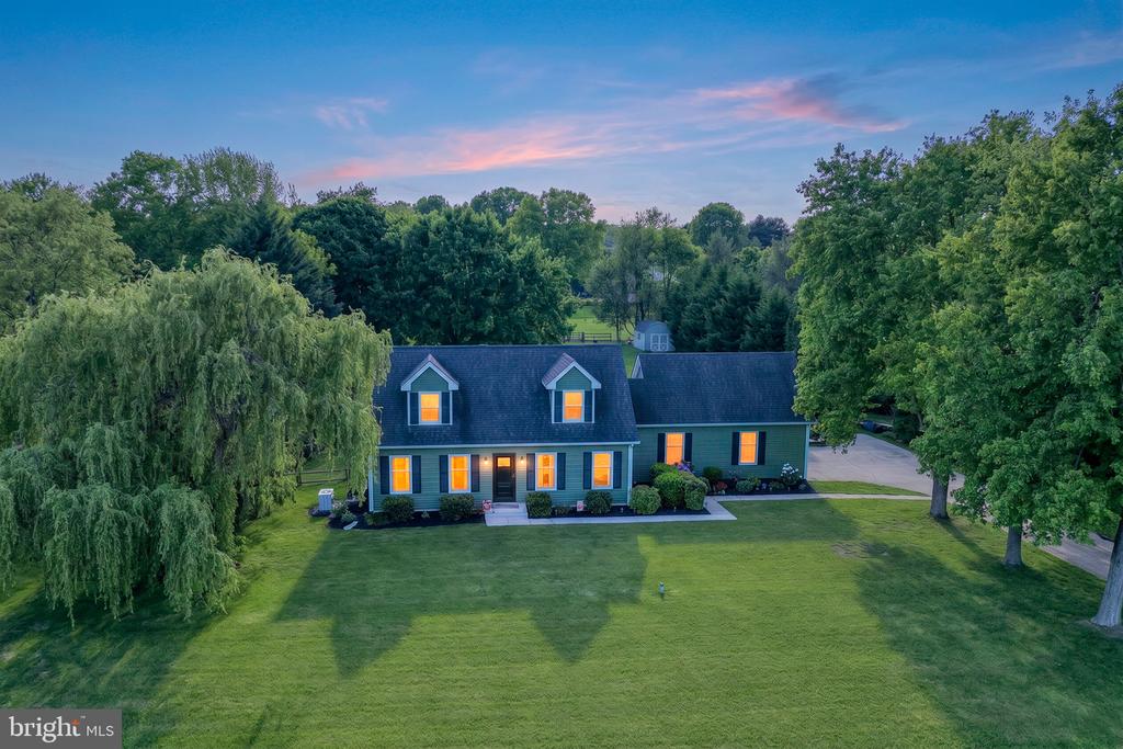 118 AIRMONT DRIVE