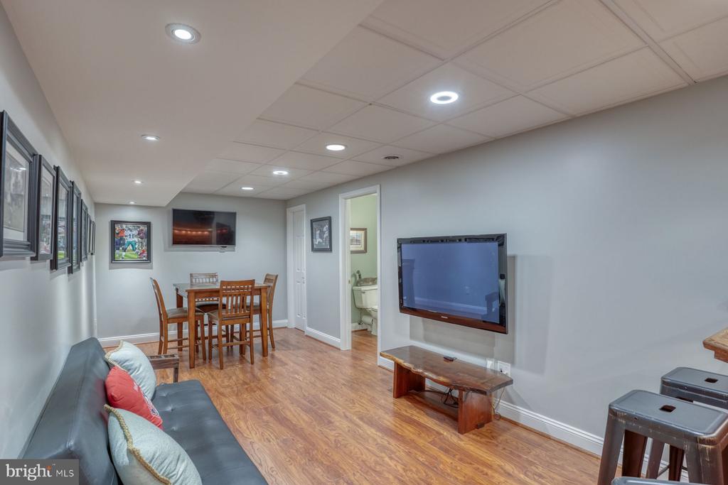 503 UMBER COURT