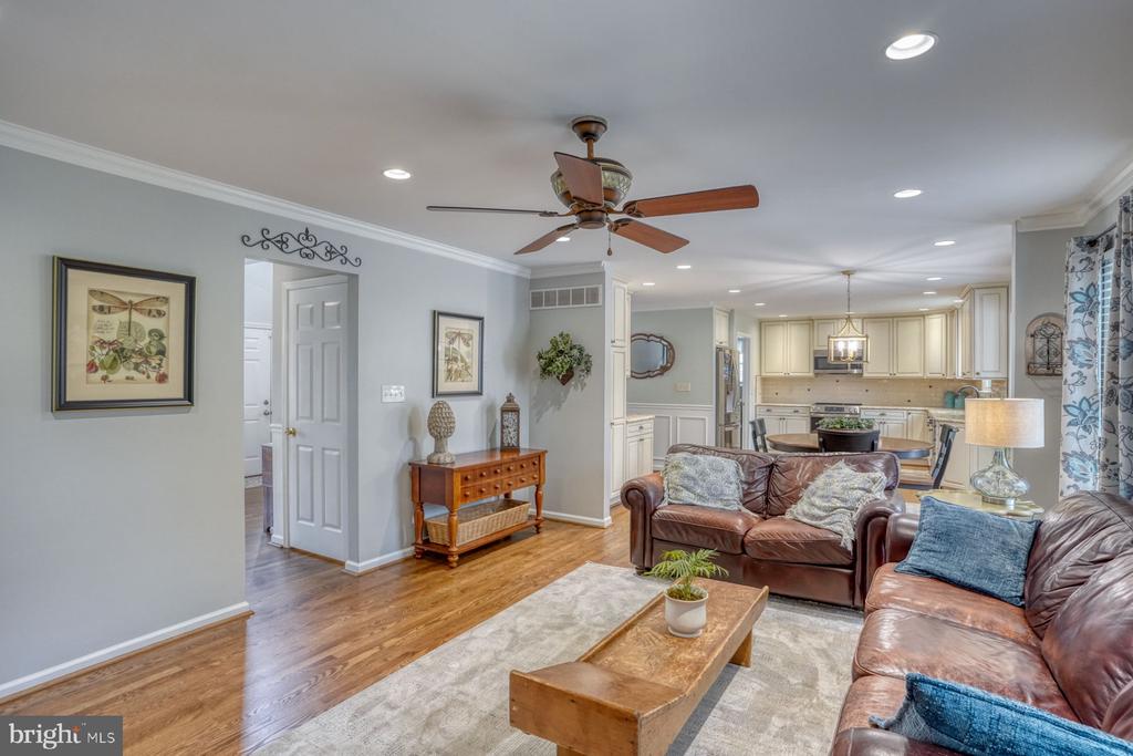 503 UMBER COURT