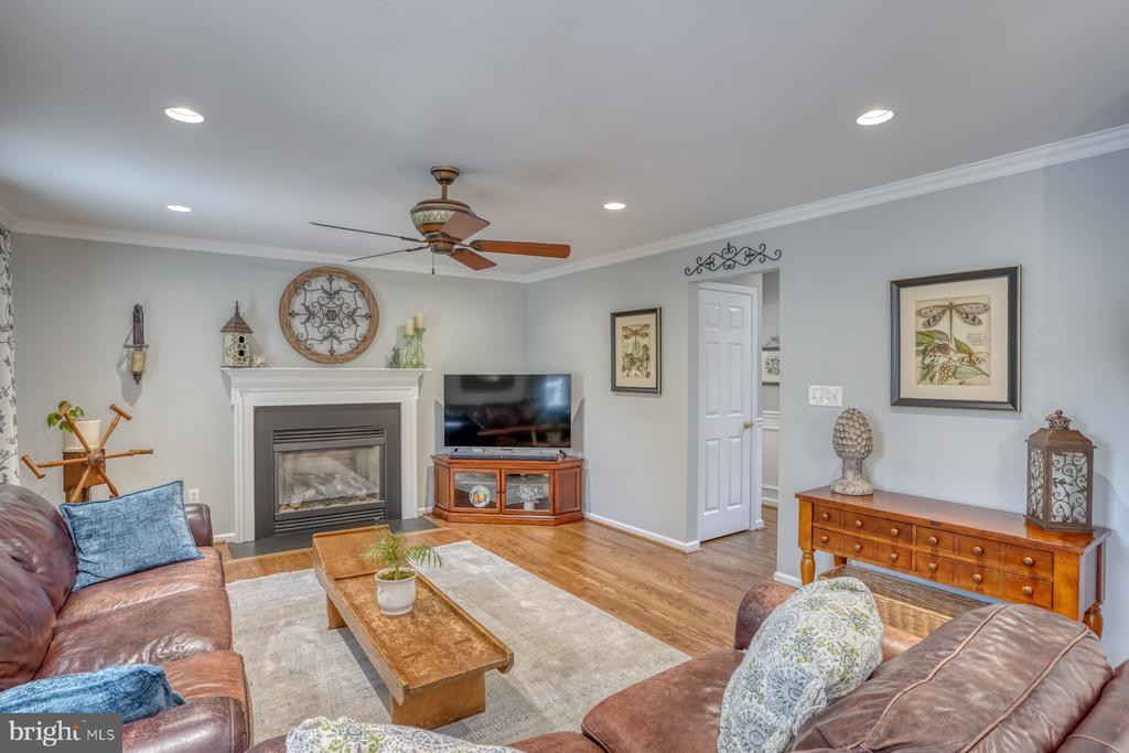 503 UMBER COURT
