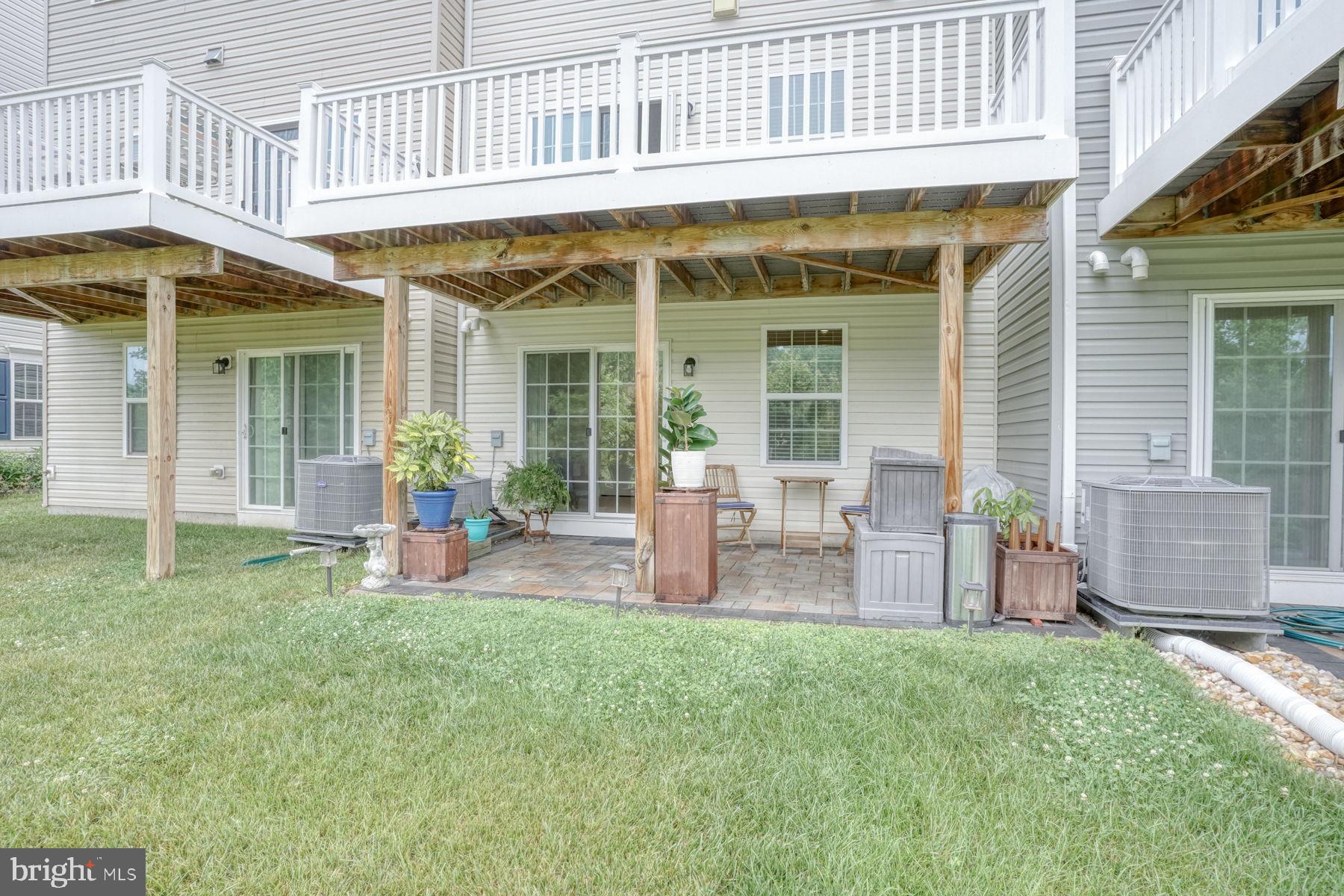 2049 RIVERS DRIVE