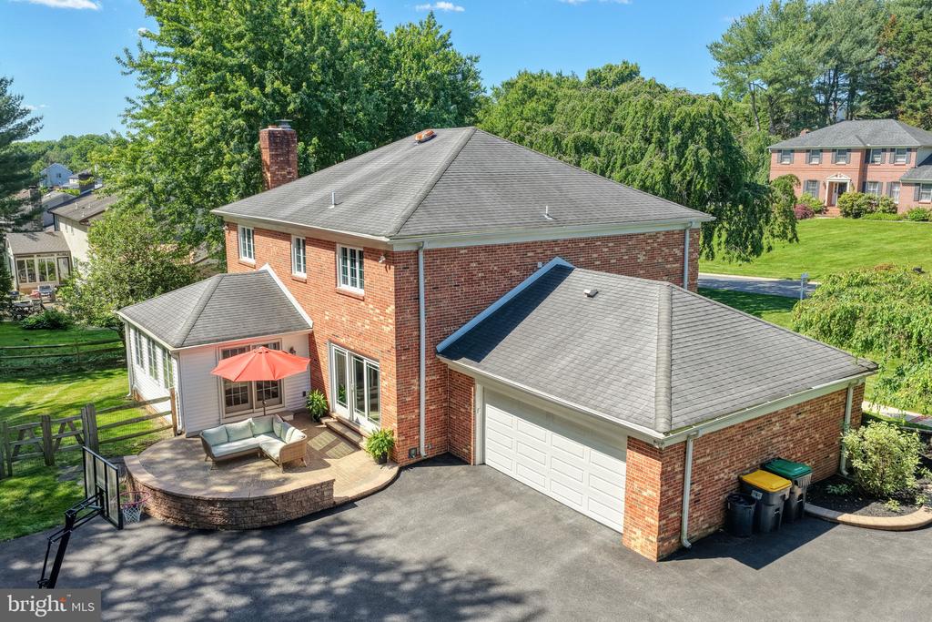 7 PIERSON DRIVE