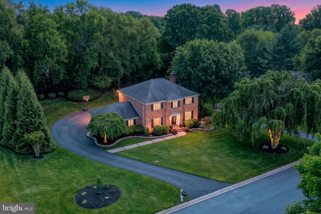 7 PIERSON DRIVE