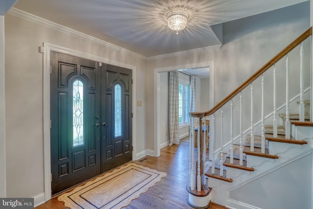 7 PIERSON DRIVE