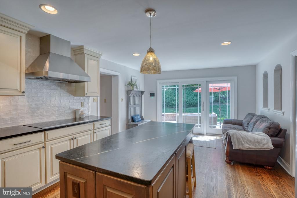 7 PIERSON DRIVE