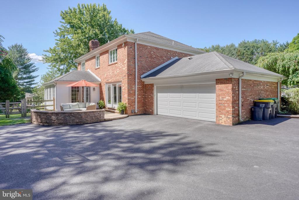 7 PIERSON DRIVE