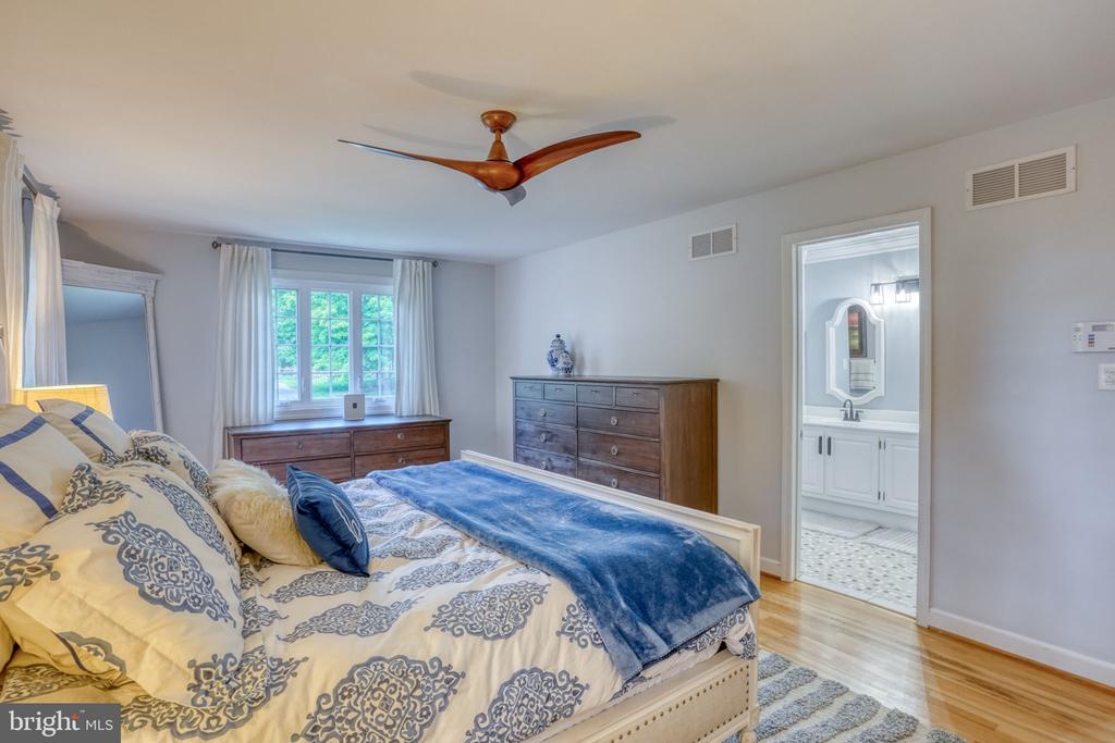 7 PIERSON DRIVE