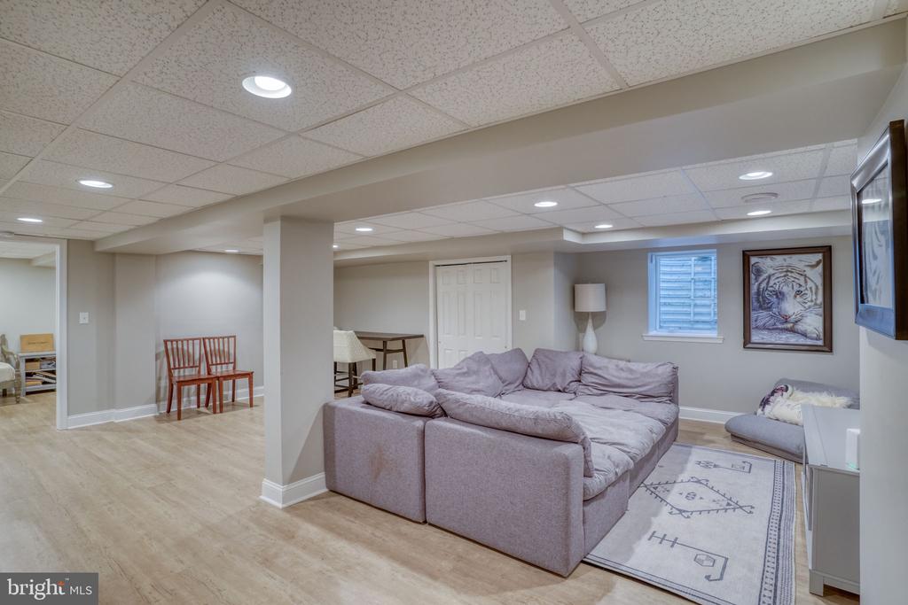7 PIERSON DRIVE