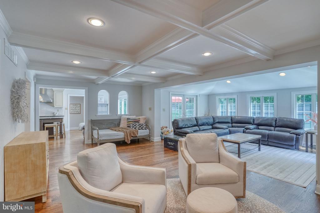 7 PIERSON DRIVE
