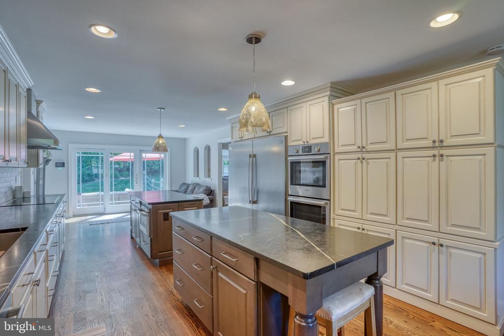 7 PIERSON DRIVE