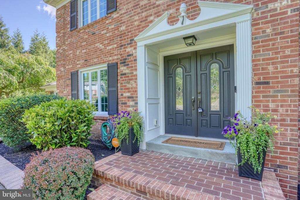 7 PIERSON DRIVE
