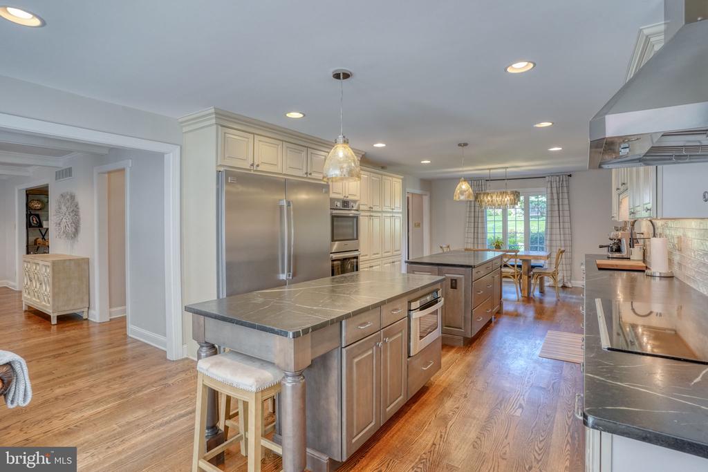7 PIERSON DRIVE
