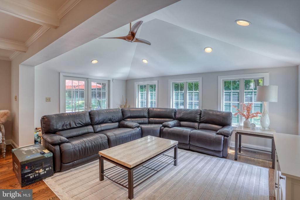 7 PIERSON DRIVE