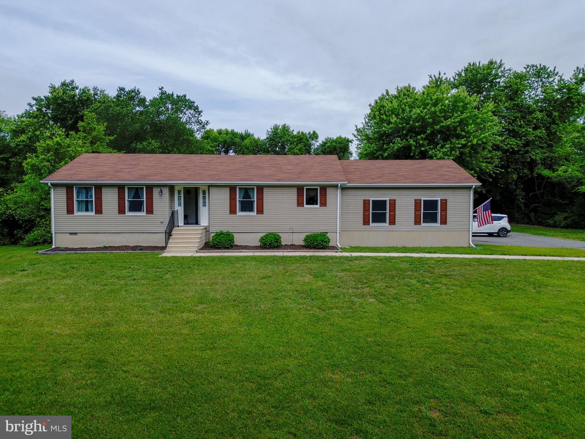 1602 HARVEY STRAUGHN ROAD