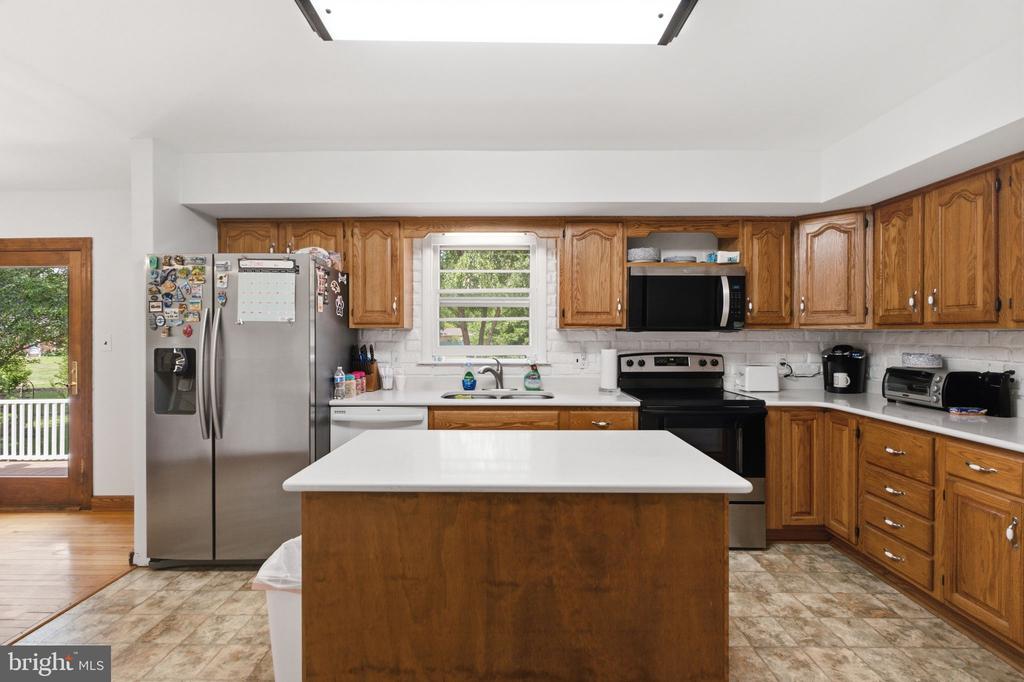 14 BOWFIN DRIVE