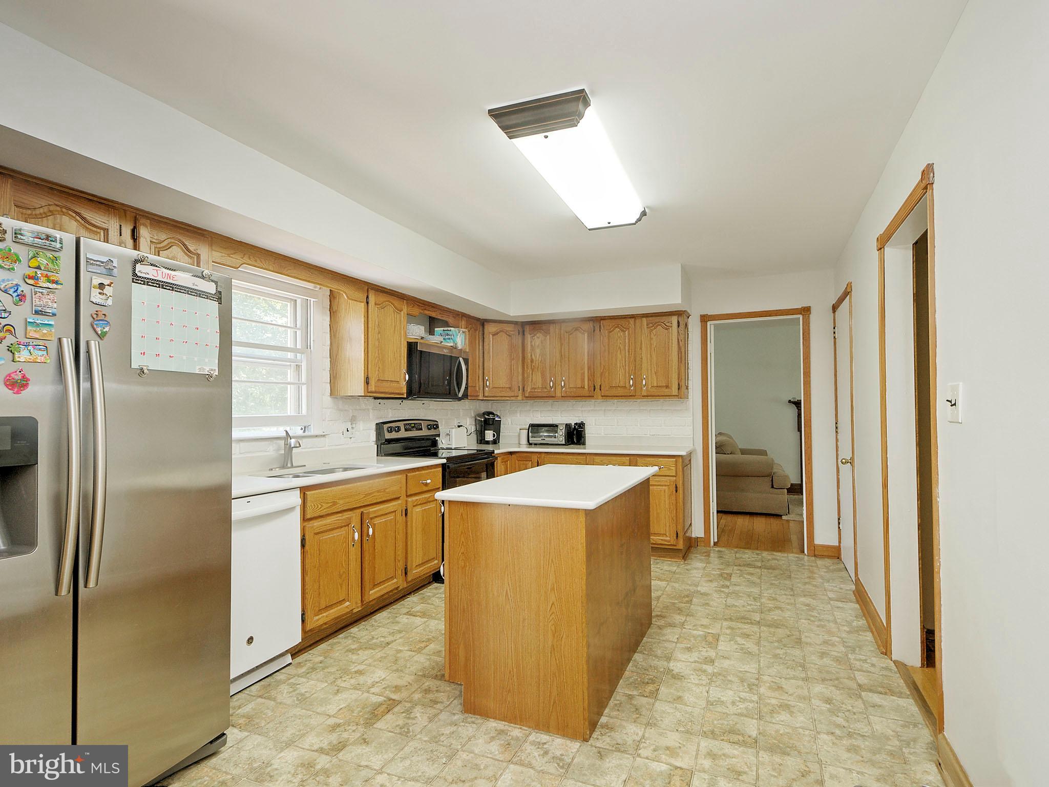 14 BOWFIN DRIVE