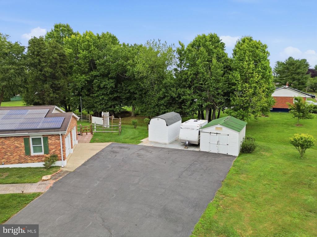 14 BOWFIN DRIVE