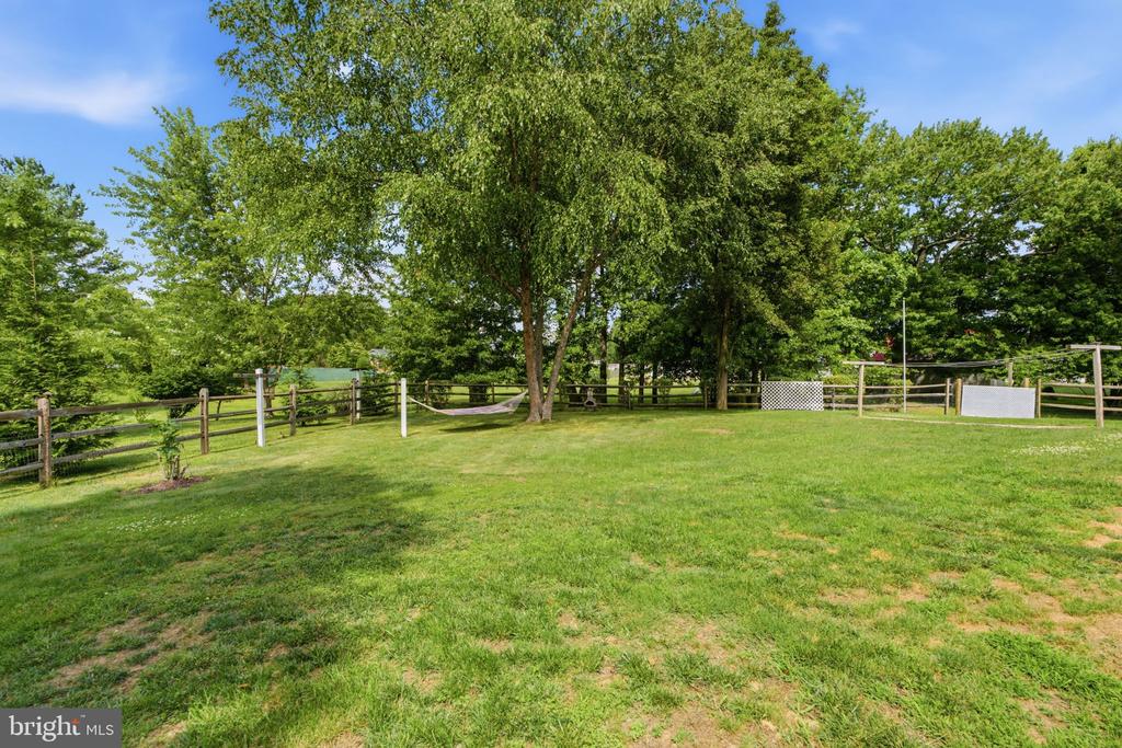 14 BOWFIN DRIVE