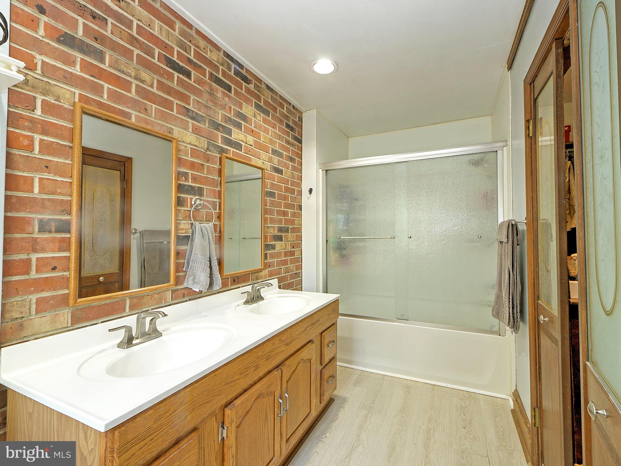 14 BOWFIN DRIVE
