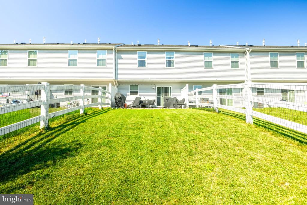153 WYE OAK DRIVE