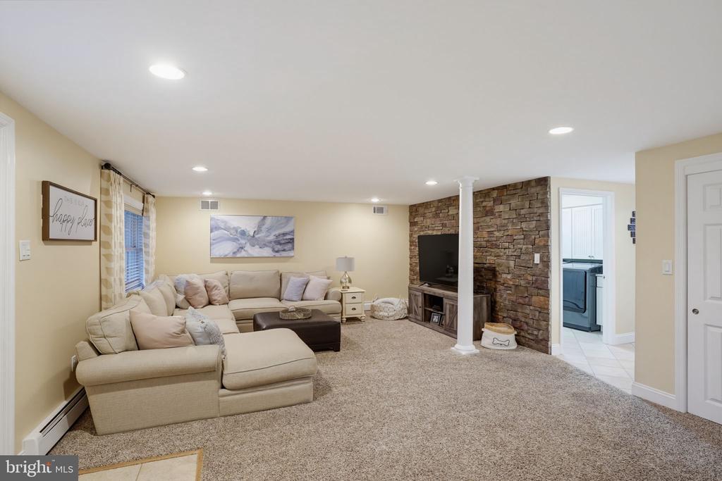 701 LOPER LANE