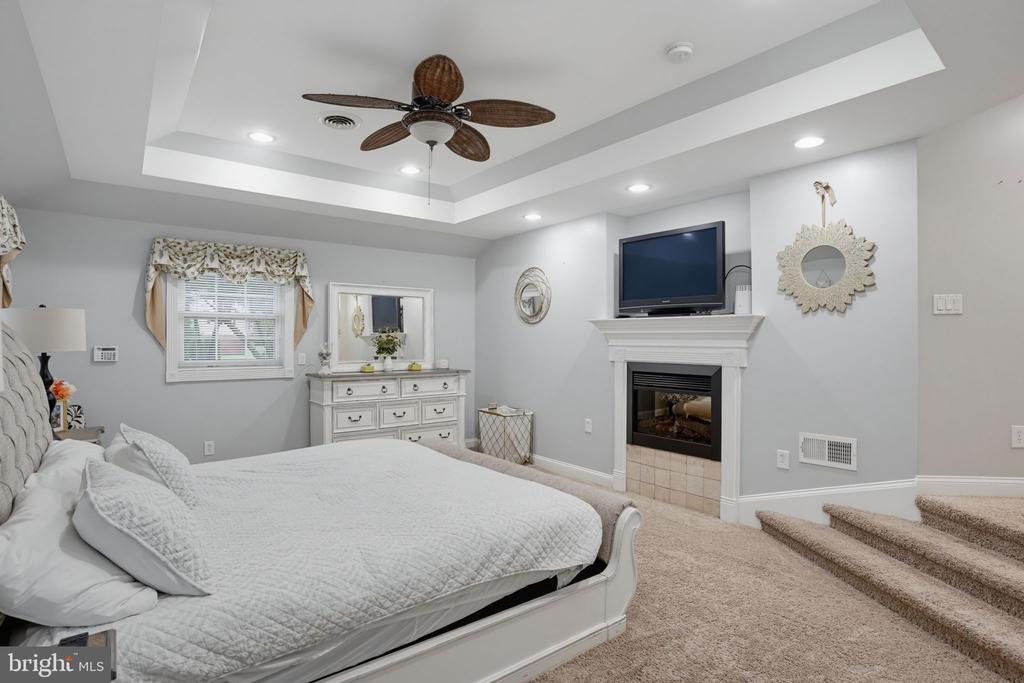 701 LOPER LANE