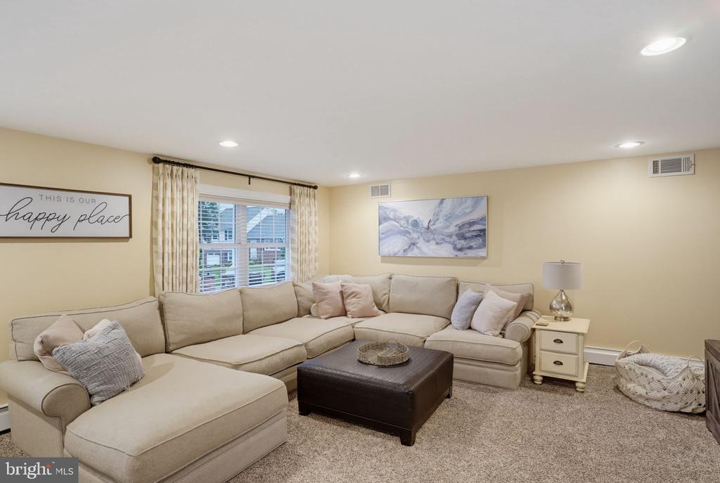 701 LOPER LANE