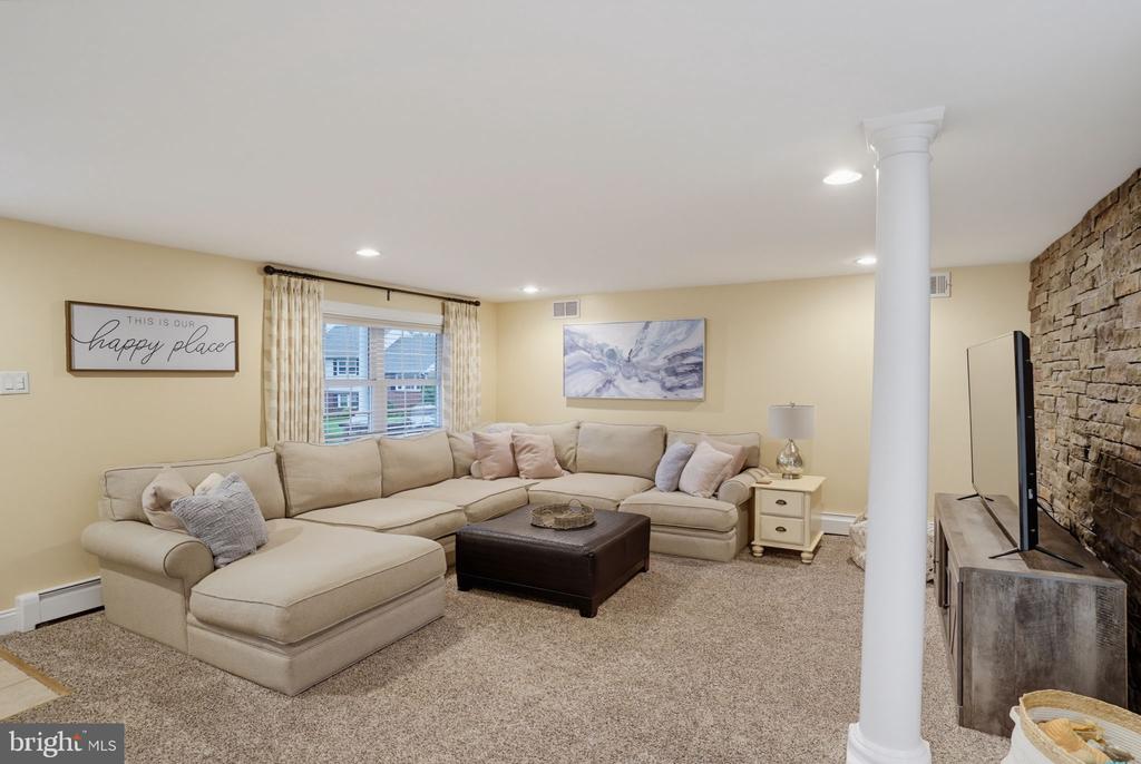 701 LOPER LANE