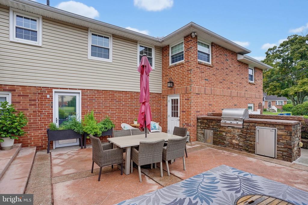 701 LOPER LANE
