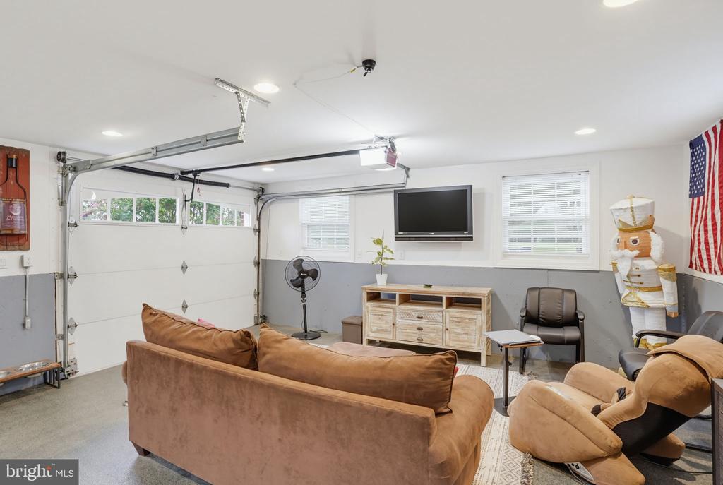 701 LOPER LANE