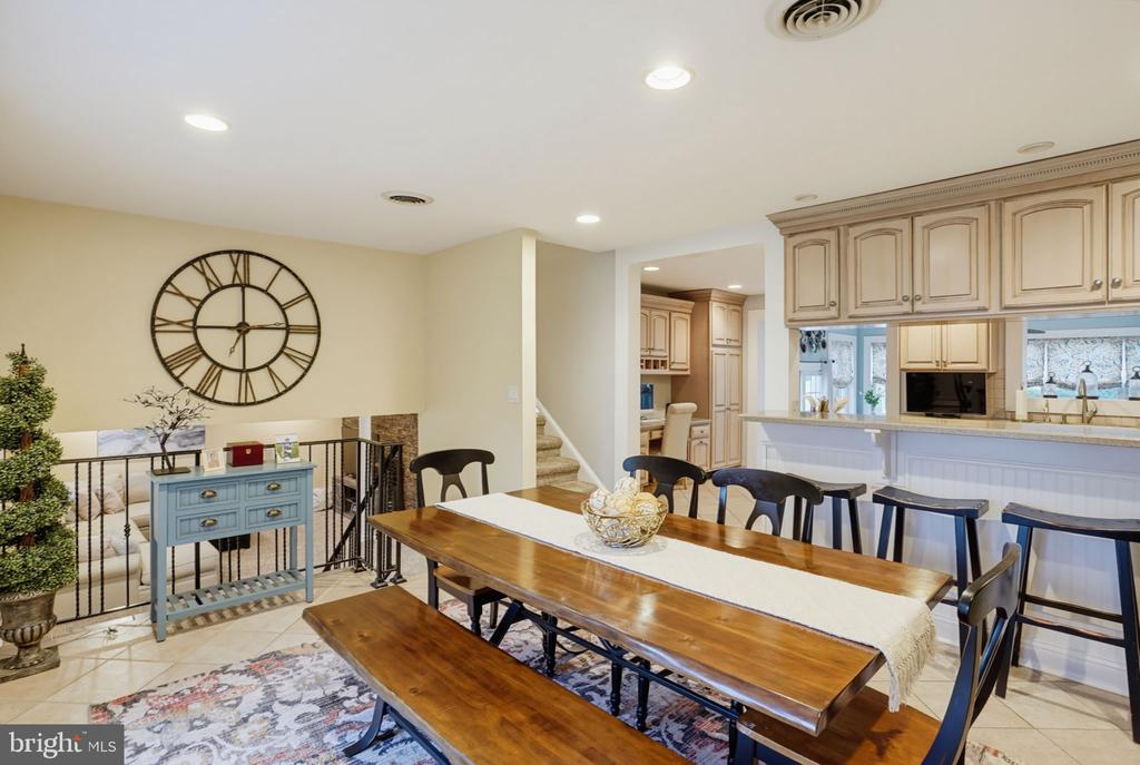 701 LOPER LANE