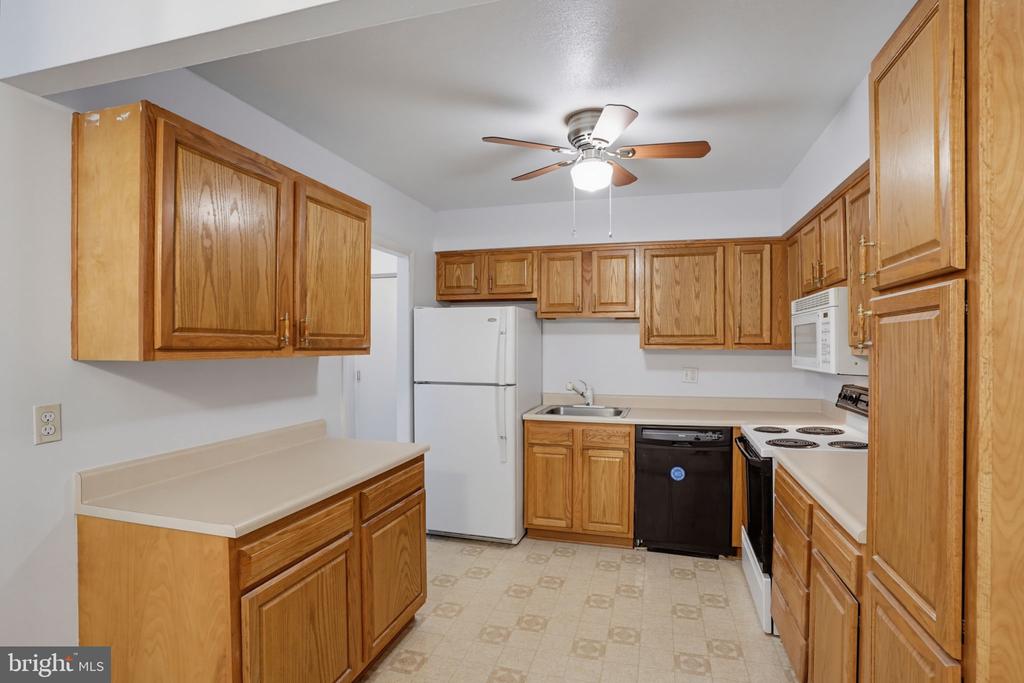 56-302 WELSH TRACT ROAD Unit: 56-302