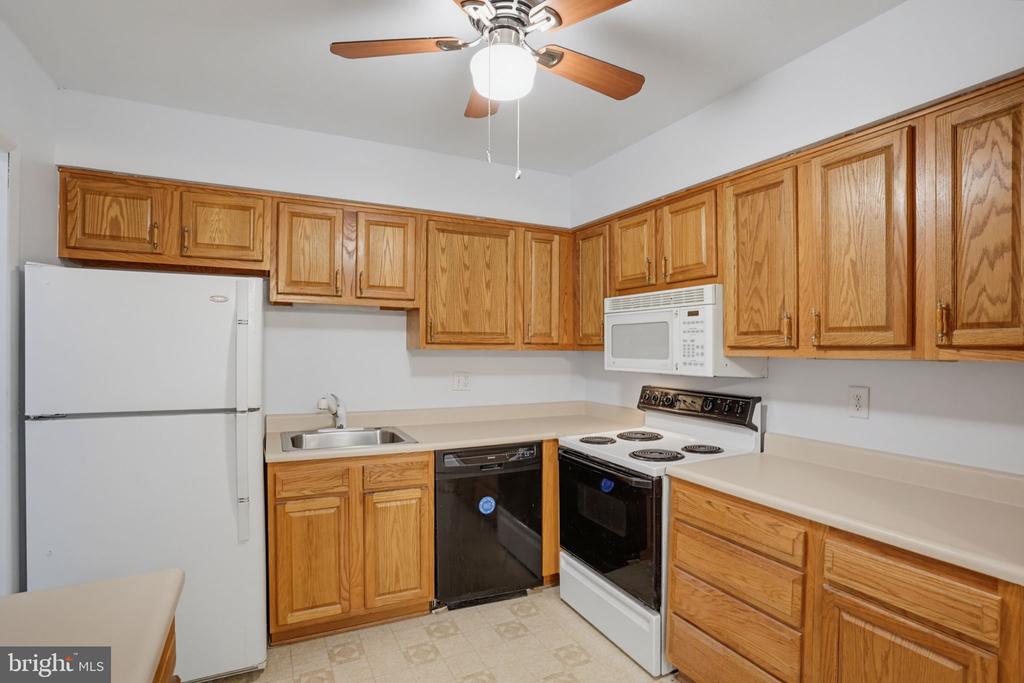 56-302 WELSH TRACT ROAD Unit: 56-302