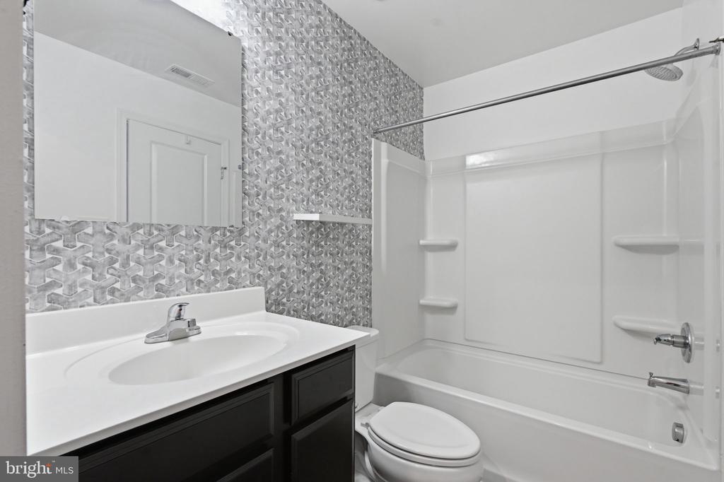 153 WYE OAK DRIVE