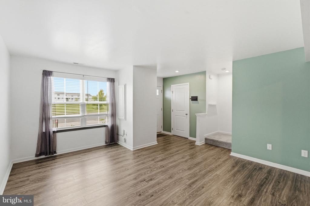 153 WYE OAK DRIVE