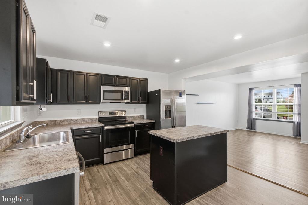 153 WYE OAK DRIVE