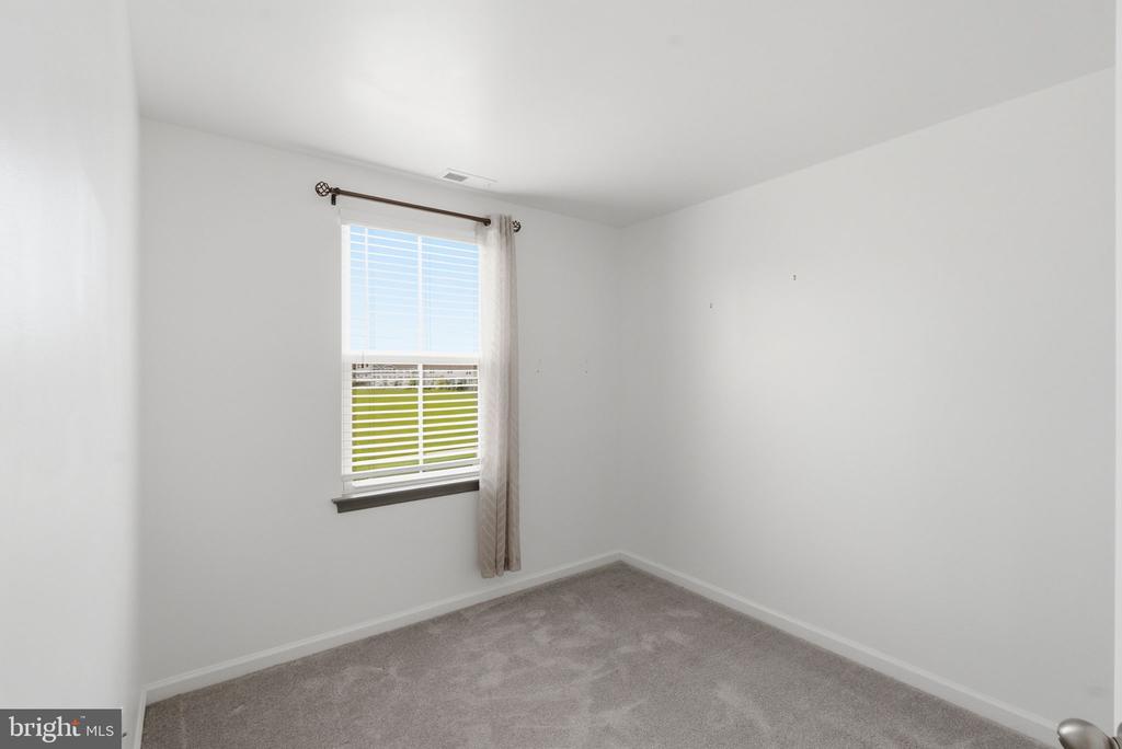 153 WYE OAK DRIVE