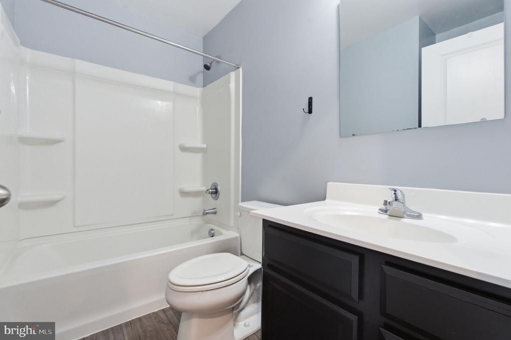 153 WYE OAK DRIVE